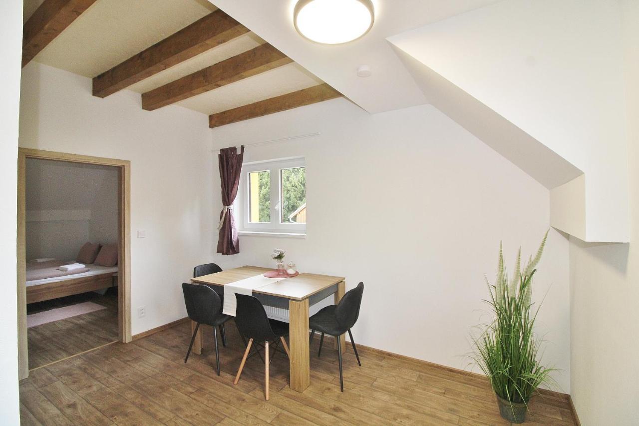 Apartmany Troll ブブラヴァ エクステリア 写真