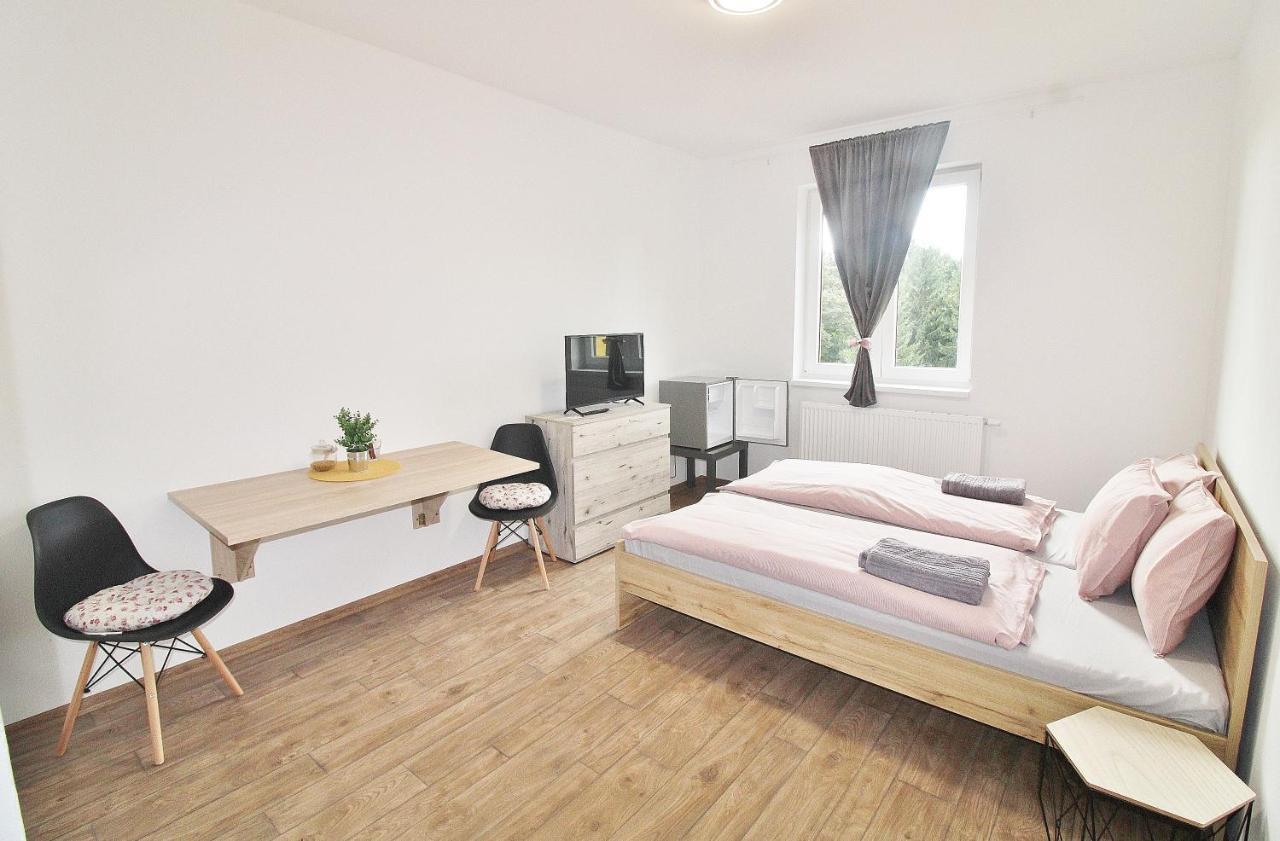 Apartmany Troll ブブラヴァ エクステリア 写真